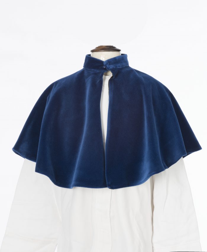 ESCLAVINA EN TERCIOPELO